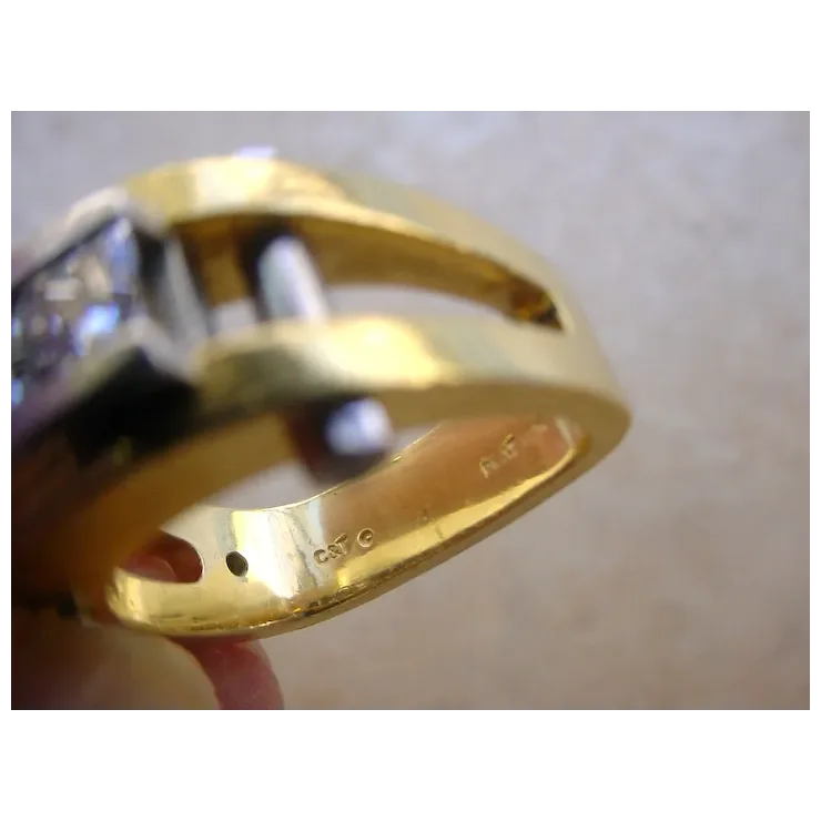 Outstanding Diamond Designer Ring, 18K Gold, Platinum.