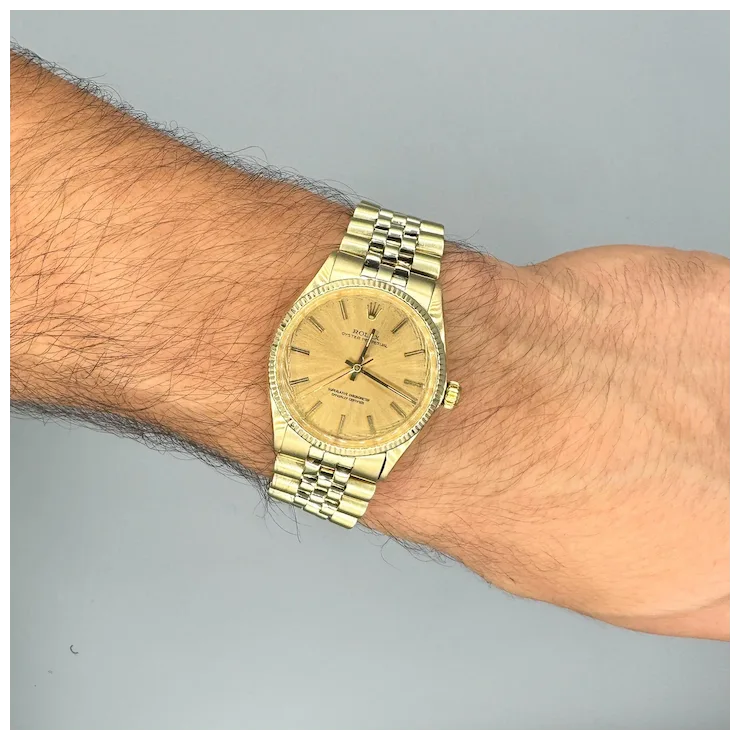 Rolex Oyster 1005 Champagne Dial Gold Vintage Watch