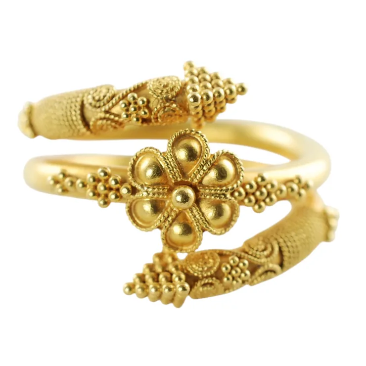 Vintage 22K Yellow Gold Byzantine Rosette Coil Ring with Granulation and Wire Wrapped Detail